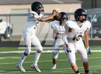 Thumbnail 1 in Palmer vs Grand Saline photogallery.