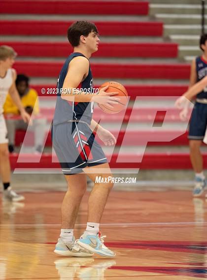 Thumbnail 2 in Kings Park vs South Side (NYSPHSAA Class A Regional Final) photogallery.