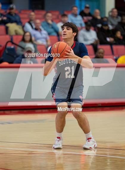 Thumbnail 2 in Kings Park vs South Side (NYSPHSAA Class A Regional Final) photogallery.