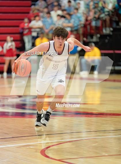 Thumbnail 3 in Kings Park vs South Side (NYSPHSAA Class A Regional Final) photogallery.