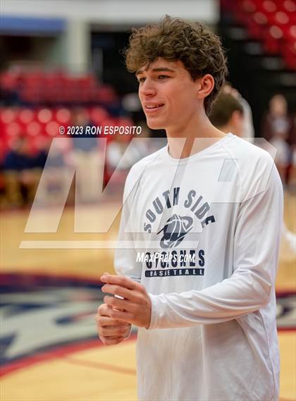 Thumbnail 3 in Kings Park vs South Side (NYSPHSAA Class A Regional Final) photogallery.