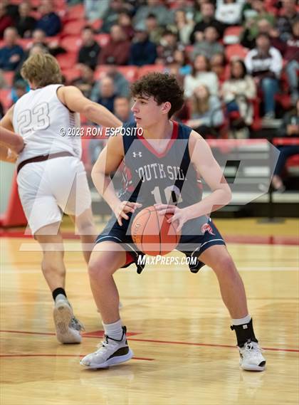 Thumbnail 2 in Kings Park vs South Side (NYSPHSAA Class A Regional Final) photogallery.