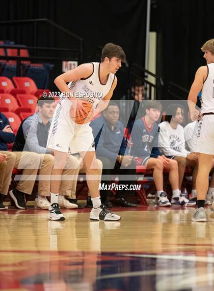 Thumbnail 1 in Kings Park vs South Side (NYSPHSAA Class A Regional Final) photogallery.