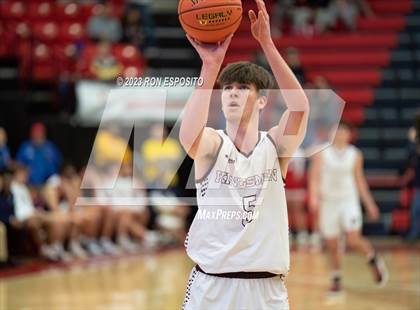 Thumbnail 2 in Kings Park vs South Side (NYSPHSAA Class A Regional Final) photogallery.