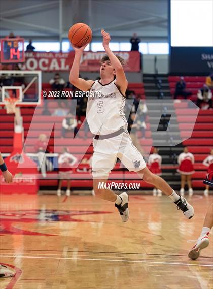 Thumbnail 1 in Kings Park vs South Side (NYSPHSAA Class A Regional Final) photogallery.