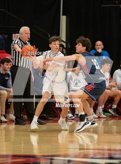 Thumbnail 1 in Kings Park vs South Side (NYSPHSAA Class A Regional Final) photogallery.
