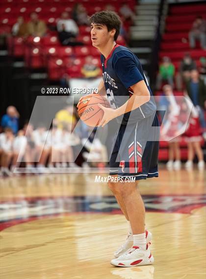 Thumbnail 1 in Kings Park vs South Side (NYSPHSAA Class A Regional Final) photogallery.