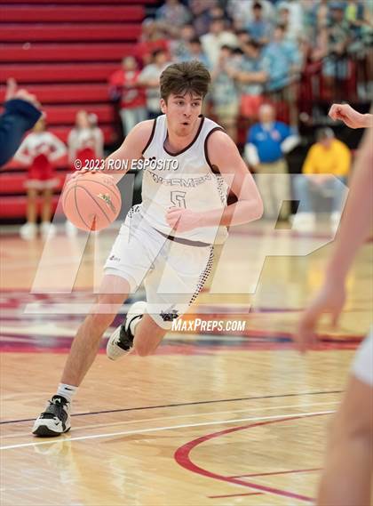 Thumbnail 1 in Kings Park vs South Side (NYSPHSAA Class A Regional Final) photogallery.