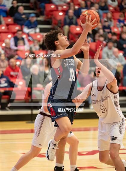 Thumbnail 2 in Kings Park vs South Side (NYSPHSAA Class A Regional Final) photogallery.