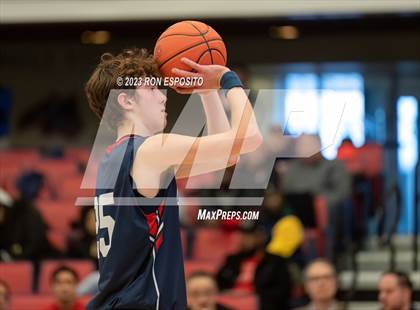 Thumbnail 2 in Kings Park vs South Side (NYSPHSAA Class A Regional Final) photogallery.
