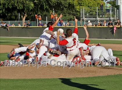 Thumbnail 2 in Centennial vs. Buchanan (CIF CS D1 Final) photogallery.