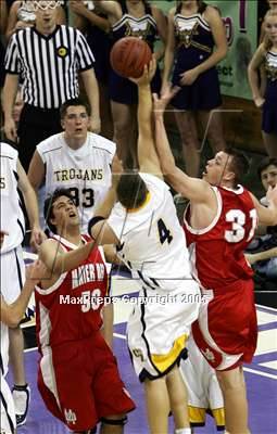 Thumbnail 1 in Mater Dei vs. Oak Ridge (State D2 Final)#2 photogallery.