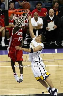 Thumbnail 2 in Mater Dei vs. Oak Ridge (State D2 Final)#2 photogallery.