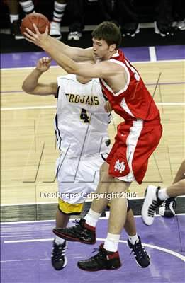 Thumbnail 3 in Mater Dei vs. Oak Ridge (State D2 Final)#2 photogallery.