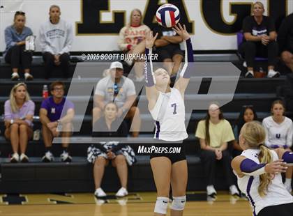 Thumbnail 3 in Midland High vs Abilene Wylie (Bev Ball Classic) photogallery.