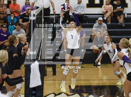 Thumbnail 2 in Midland High vs Abilene Wylie (Bev Ball Classic) photogallery.