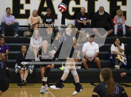 Thumbnail 2 in Midland High vs Abilene Wylie (Bev Ball Classic) photogallery.