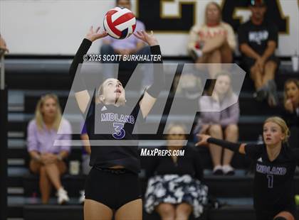 Thumbnail 1 in Midland High vs Abilene Wylie (Bev Ball Classic) photogallery.