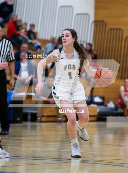 Thumbnail 1 in Roosevelt vs Red hook (MHAL Semifinal) photogallery.
