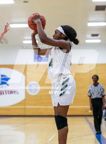 Thumbnail 1 in Roosevelt vs Red hook (MHAL Semifinal) photogallery.