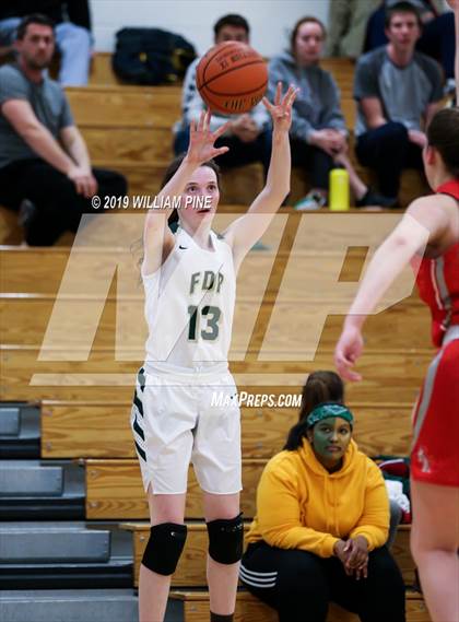 Thumbnail 1 in Roosevelt vs Red hook (MHAL Semifinal) photogallery.