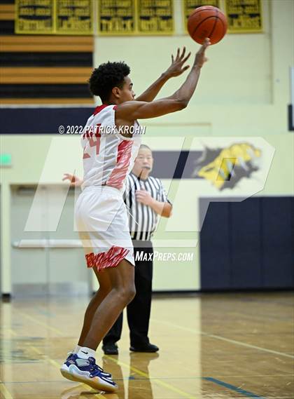 Thumbnail 2 in Woodinville @ Mount Si (KingCo 4A Playoff) photogallery.