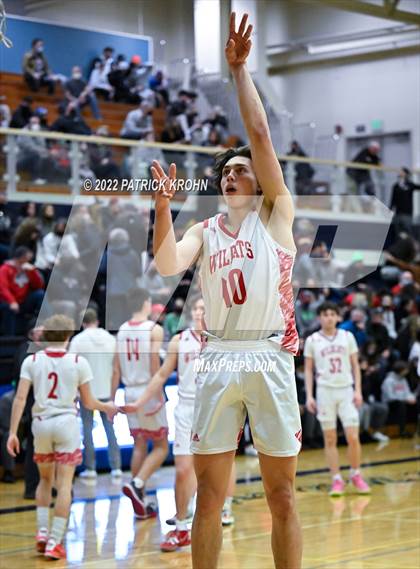 Thumbnail 1 in Woodinville @ Mount Si (KingCo 4A Playoff) photogallery.