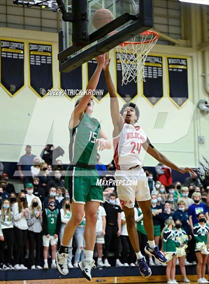 Thumbnail 1 in Woodinville @ Mount Si (KingCo 4A Playoff) photogallery.