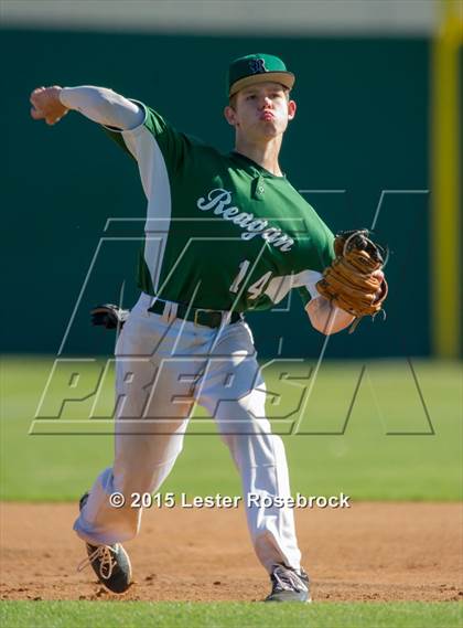 Thumbnail 3 in Reagan vs Churchill photogallery.