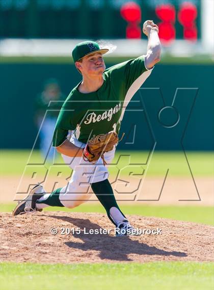 Thumbnail 2 in Reagan vs Churchill photogallery.