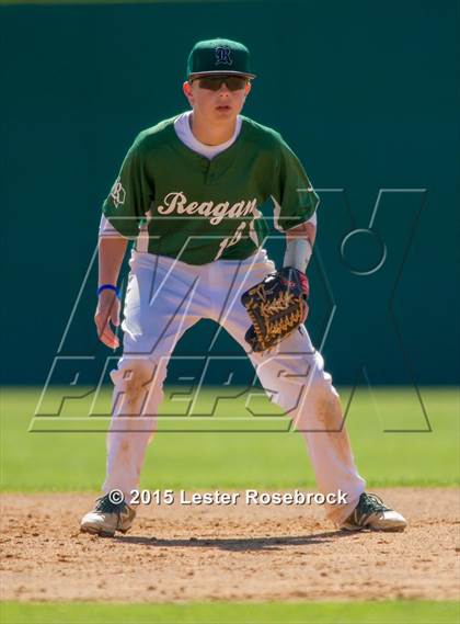 Thumbnail 3 in Reagan vs Churchill photogallery.