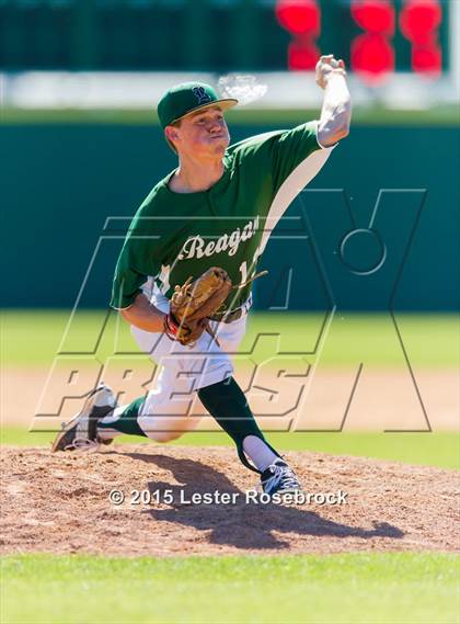 Thumbnail 2 in Reagan vs Churchill photogallery.