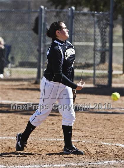 Thumbnail 2 in Saginaw vs. Cleburne (Brewer Tournament) photogallery.