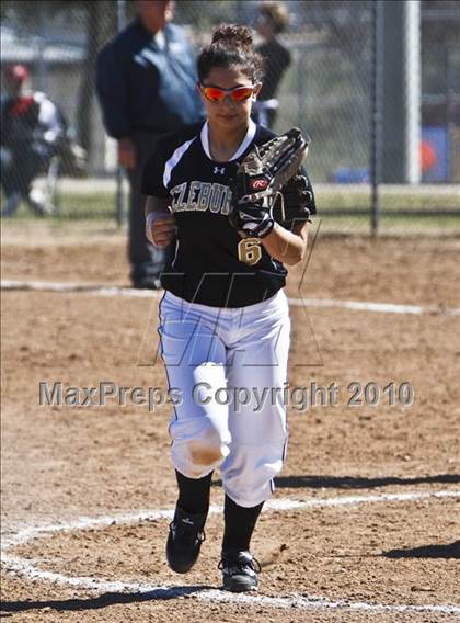 Thumbnail 3 in Saginaw vs. Cleburne (Brewer Tournament) photogallery.