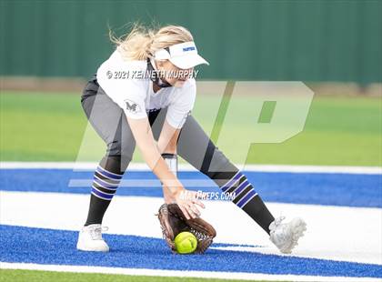 Thumbnail 3 in Bryan @ Midlothian photogallery.