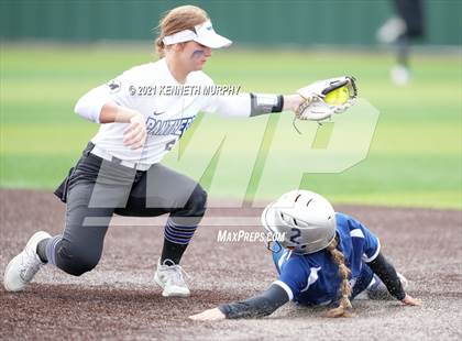 Thumbnail 3 in Bryan @ Midlothian photogallery.