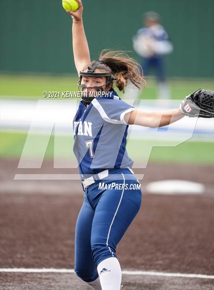 Thumbnail 3 in Bryan @ Midlothian photogallery.
