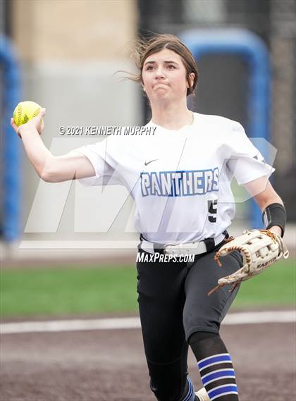 Thumbnail 3 in Bryan @ Midlothian photogallery.