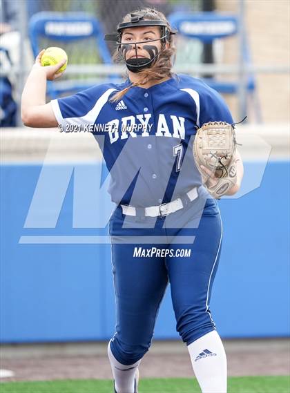 Thumbnail 3 in Bryan @ Midlothian photogallery.