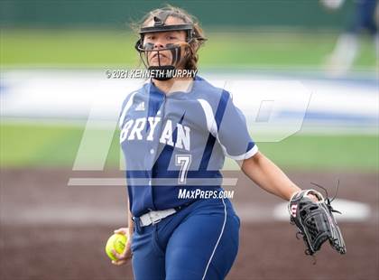 Thumbnail 3 in Bryan @ Midlothian photogallery.