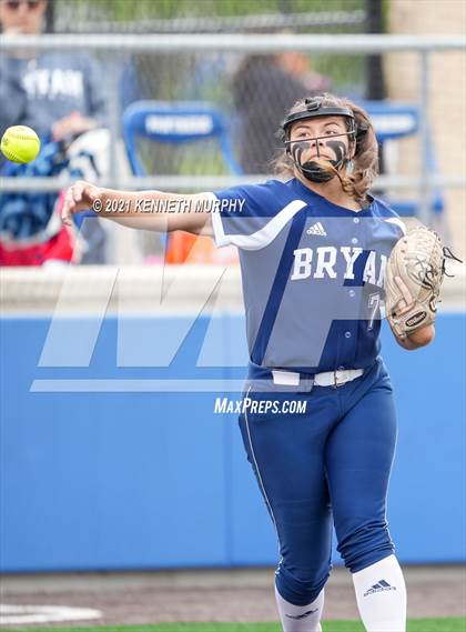 Thumbnail 2 in Bryan @ Midlothian photogallery.