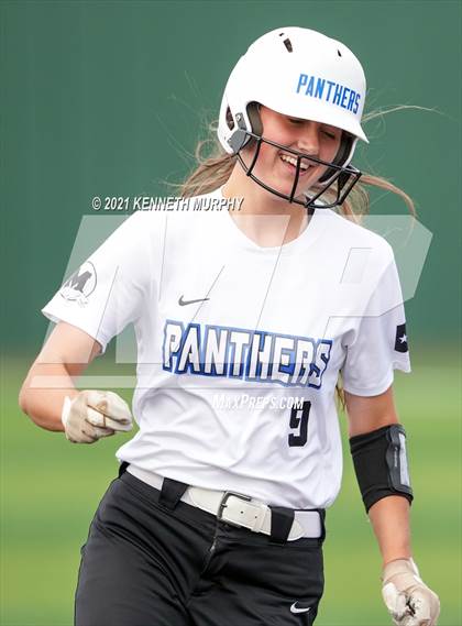 Thumbnail 1 in Bryan @ Midlothian photogallery.