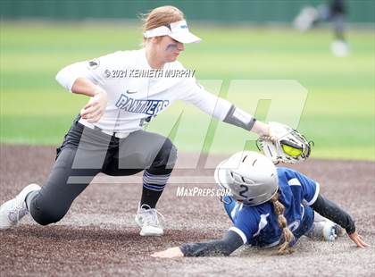 Thumbnail 1 in Bryan @ Midlothian photogallery.