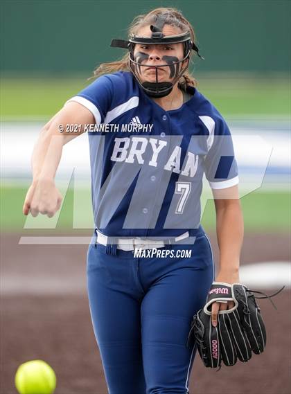 Thumbnail 2 in Bryan @ Midlothian photogallery.