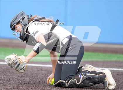 Thumbnail 3 in Bryan @ Midlothian photogallery.