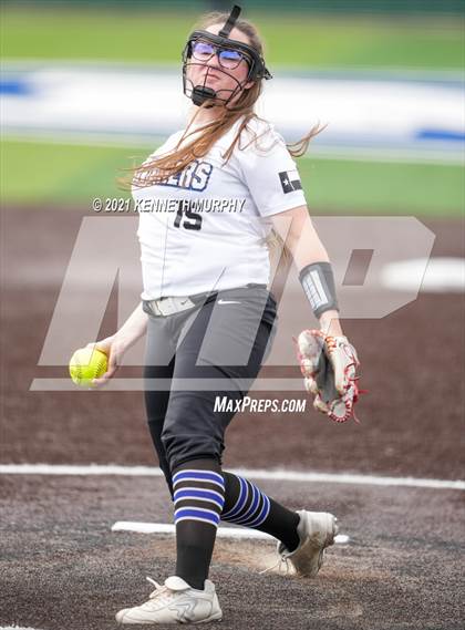 Thumbnail 3 in Bryan @ Midlothian photogallery.