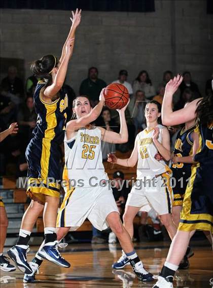 Thumbnail 3 in Notre Dame vs. Soquel (CIF CCS Playoffs) photogallery.