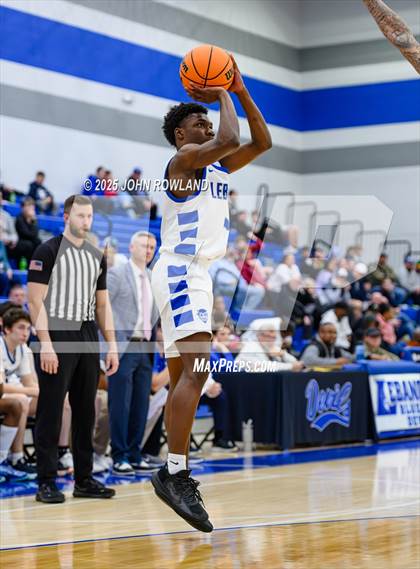 Thumbnail 2 in Siegel @ Lebanon (TSSAA 4A Regional) photogallery.
