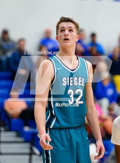 Thumbnail 1 in Siegel @ Lebanon (TSSAA 4A Regional) photogallery.