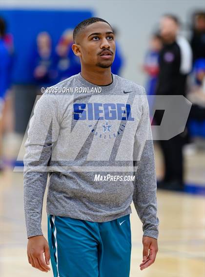 Thumbnail 1 in Siegel @ Lebanon (TSSAA 4A Regional) photogallery.